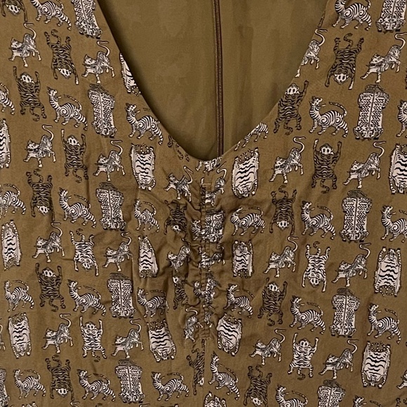 & OTHER STORIES | Khaki Olive Tiger Printed Flounce Mini Ruched Dress | Size 6 - Picture 4 of 12